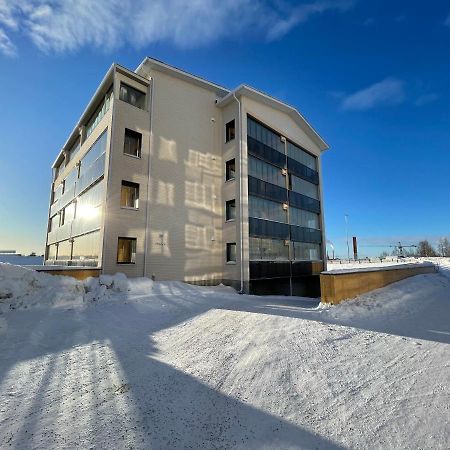 רובניימי Arctic Penthouse Studio With Free Parking And High-Speed Wi-Fi מראה חיצוני תמונה